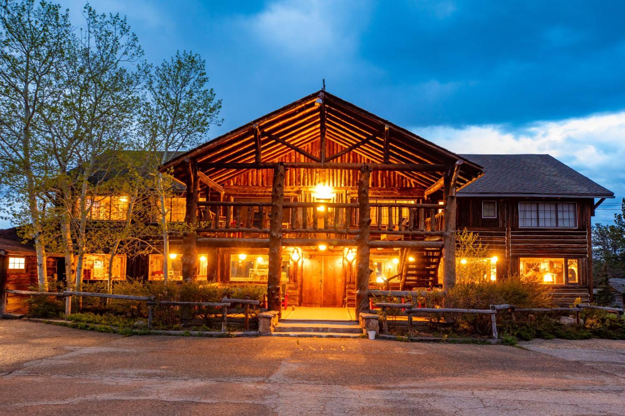 The Meeker Park Lodge Allenspark Экстерьер фото